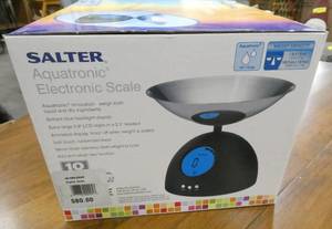 New Salter electronic scale - weighs both dry and liquid