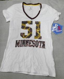 5 womens MN Gophers 51 shirts Med and Large