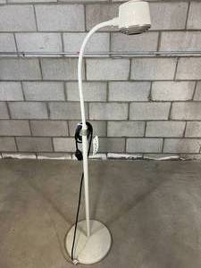 MSRP $600&nbspMidmark Ritter 152-001 Gooseneck Halogen Medical Patient Examination Light - GREAT WORKING CONDITION