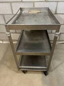 MSRP over $1000 Lakeside� 526 Guard Rail Stainless Steel Utility Cart 31 x 19 x 33-34 500 Lb Cap - Needs Clean Up