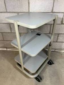 MSRP $800 HIGH QUALITY ERGOTRONS ANTHRO 3 TIER MOBILE MEDICAL CART - GREAT CONDITION