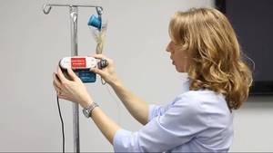WOW MSRP $1000 Moog EnteraLite Infinity Enteral Feeding Pump wCharger - Excellent Working Condition Please Watch Video Link To How This Feeding Pump Works