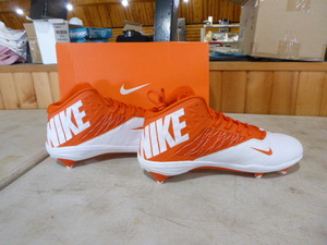 lot 52 image: New Nike Zoom Code Elite 34D Football Cleats