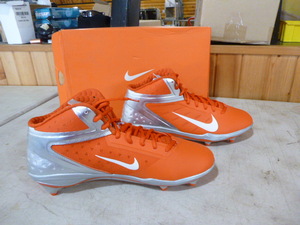 lot 53 image: New Nike Alpha Talon Elite 34D Football Cleats