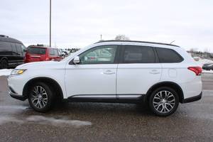 2016 Mitsubishi Outlander SEL - 94,554 MILES - 2 OWNERS