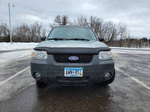 2005 Ford Escape XLT - 4X4