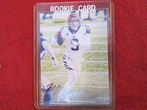 7. 2020 Panini Joe Burrow Rookie Ca...