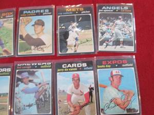 73. 1971 Topps Cards...