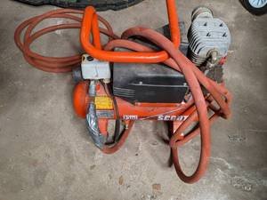 Fini Scout Air Compressor with Atta...