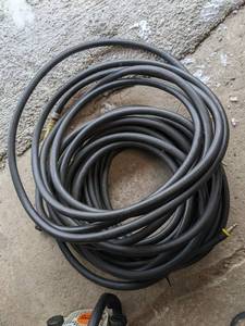 (2) Air Hoses One With Quick Coupl...