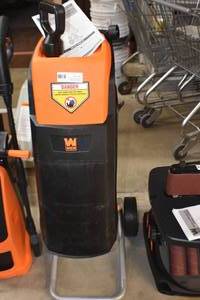 lot 3 image: Wen Electric Wood Chipper