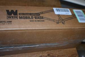 lot 22 image: Wen Mobile Base