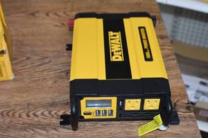 lot 34 image: Dewalt Power Inverter