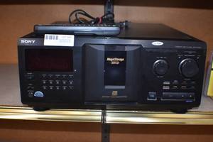 lot 48 image: Sony Cd player