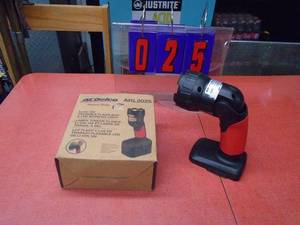 AC Delco 18 volt flashlight. Tool only. Battery from lot # 5 will work in this tool. As shown.