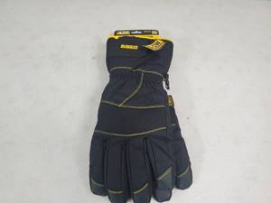 lot 35 image: New DeWalt Cold Weather 100g Insulated Gloves