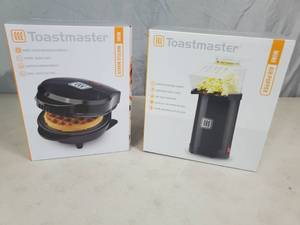lot 51 image: 2 New Mini Toastmaster Appliances