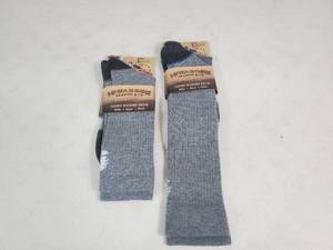lot 57 image: 2 New Pair of Hiwassee Trading Co Socks