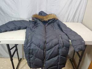 lot 70 image: Womens Large Cole Haan Jacket