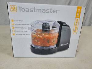 lot 77 image: New Toastmaster Mini Chopper
