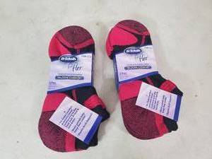 lot 90 image: 6 New Pair of Dr Scholls For Her Socks