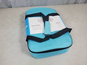 lot 148 image: New 3 Piece Bake and Take Set