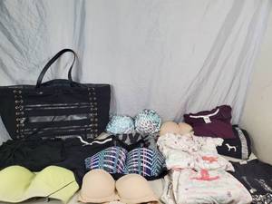 lot 161 image: Victorias Secret Lot