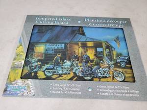 lot 180 image: New Tempered Glass Cutting Board