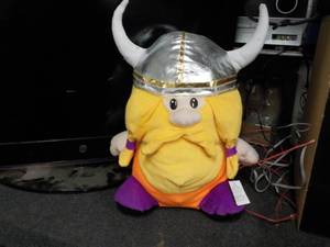 lot 66 image: 18 tall Stuffing Viking...