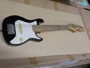 lot 88 image: Emerson Guitar as is...
