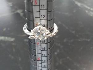 lot 5 image: Cubic Zirconia Ring with Rhinestone...