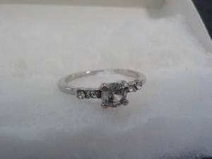 lot 18 image: Cubic Zirconia Ring with Rhinestone...