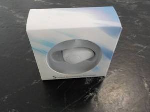 lot 39 image: Mini Wireless Bluetooth 4.0 Earphon...