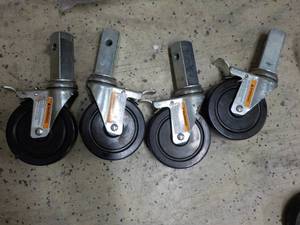 lot 134 image: 4 Heavy Duty Wheel Casters...