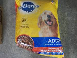 lot 205 image: Pedigree Adult Dog Food 20.4 lb. b...