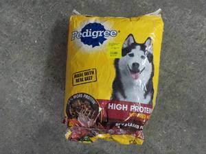 lot 208 image: Pedigree 20.4 lb. Bag Dog Food bag...