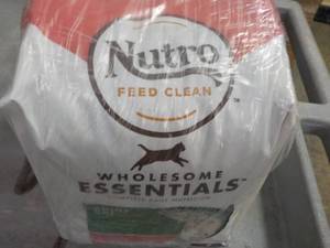 lot 251 image: 3 - 5 lb. Bags Nutro Adult Cat Food...