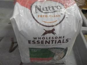 lot 252 image: 3 - 5 lb. Bags Nutro Adult Cat Food...