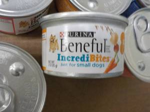 lot 257 image: 28 Cans Purina Beneful Food for Sma...
