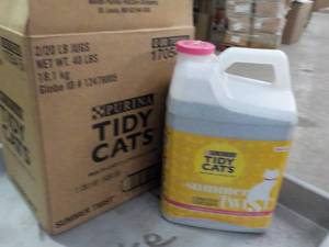 lot 266 image: 2 - 20 lb. Jugs Tide Cats Litter...