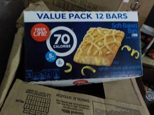 lot 286 image: 4 cases- 4 - 12 packs Fiber One Lem...