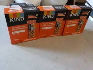 lot 410 image: 3 Boxes -36 bars KIND Peanut Butter...