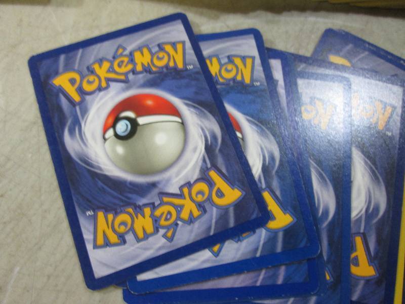 (BSB) Assorted Pokemon Cards Approx...