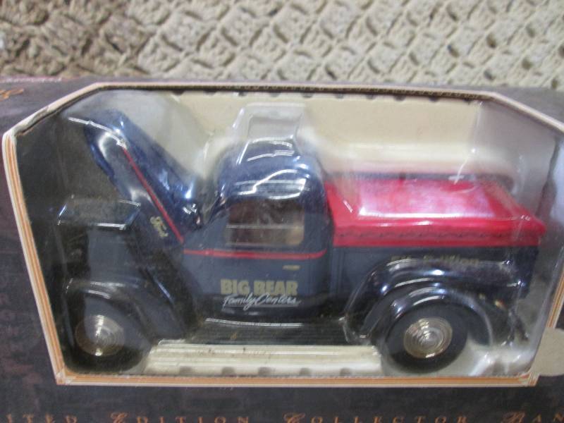 (F-0) Die-Cast Metal 1940 Ford Limi...