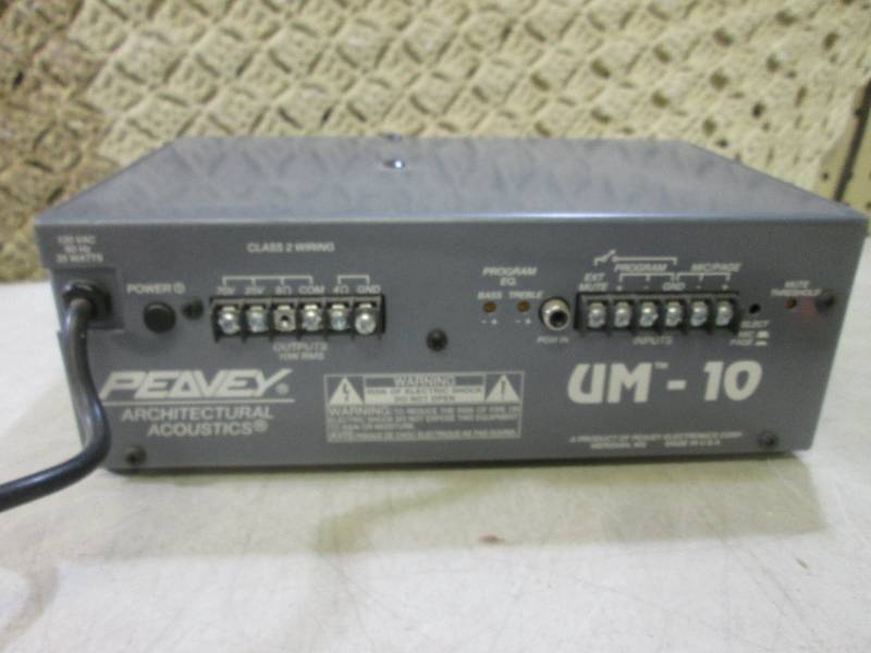 (RM4) Peavy UM-10 Two Channel MixerAmplifier Powers On
