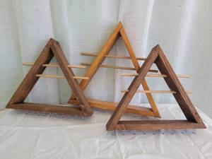 lot 122 image: Necklace Jewelry Display Wall Hangers