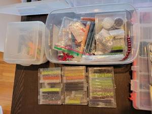 lot 147 image: Huge Glass Bead Bulk Supplies B