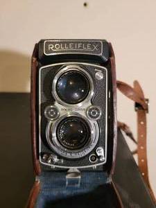 lot 5 image: Franke & Heidecke Rolleiflex 3.5 Camera
