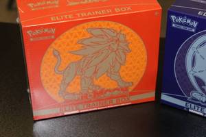 Pokemon Sun & Moon Base Set ETB Box Color Variation Lot  2 ETB Boxes