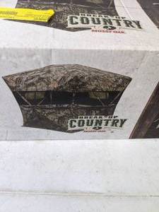 lot 109 image: Rhino Blinds R-200 Hunting Blind and Add A Limb Package - B